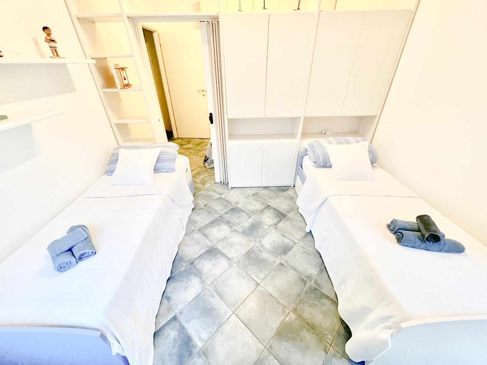A 5 Minuti Dal Mare - Dolphin Beach House Spotorno Extérieur photo
