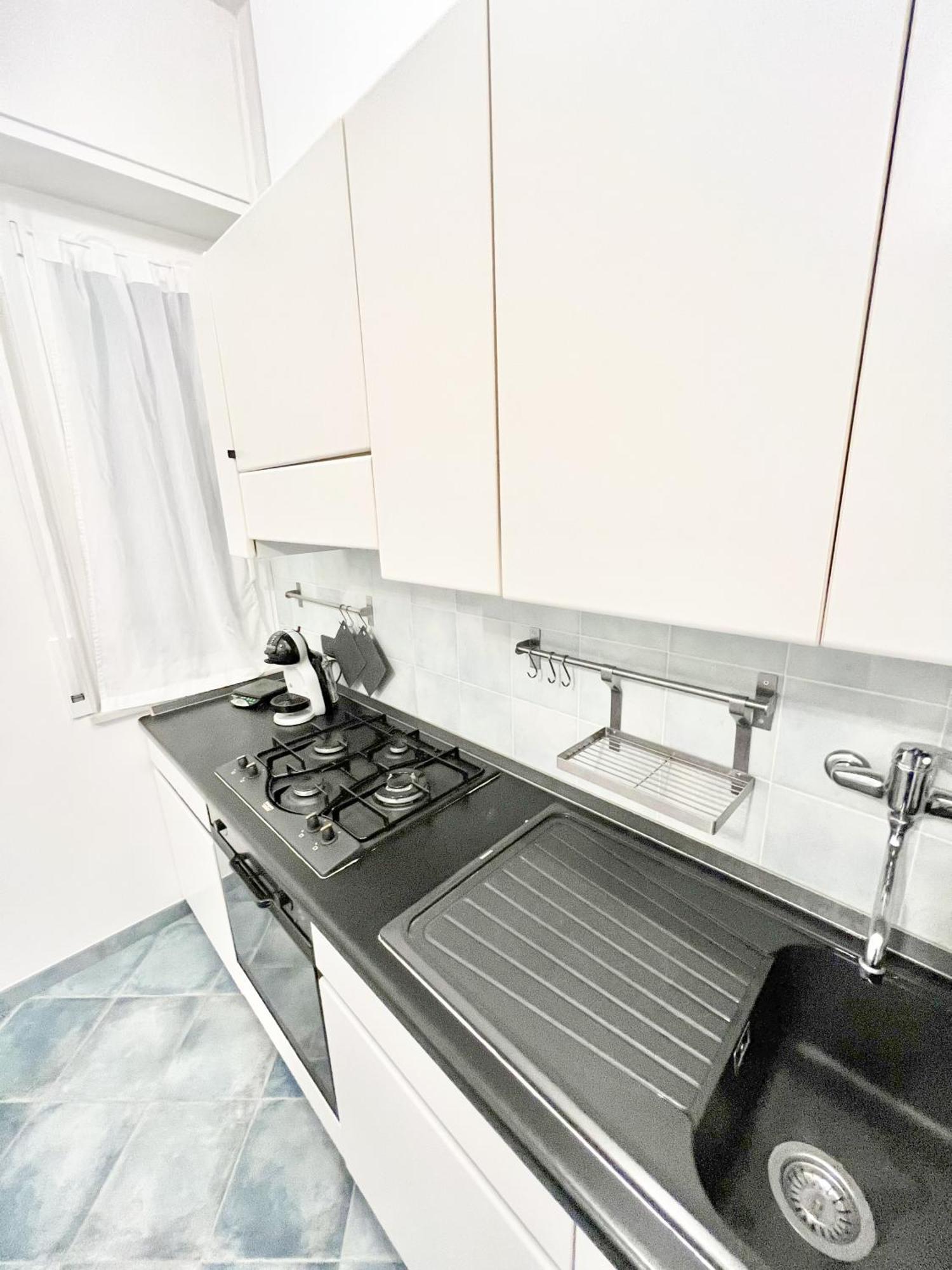 A 5 Minuti Dal Mare - Dolphin Beach House Spotorno Extérieur photo